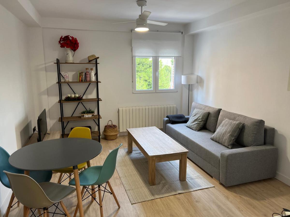 Apartamentos Garnacha 1 Totalmente Reformado Zaragoza Luaran gambar