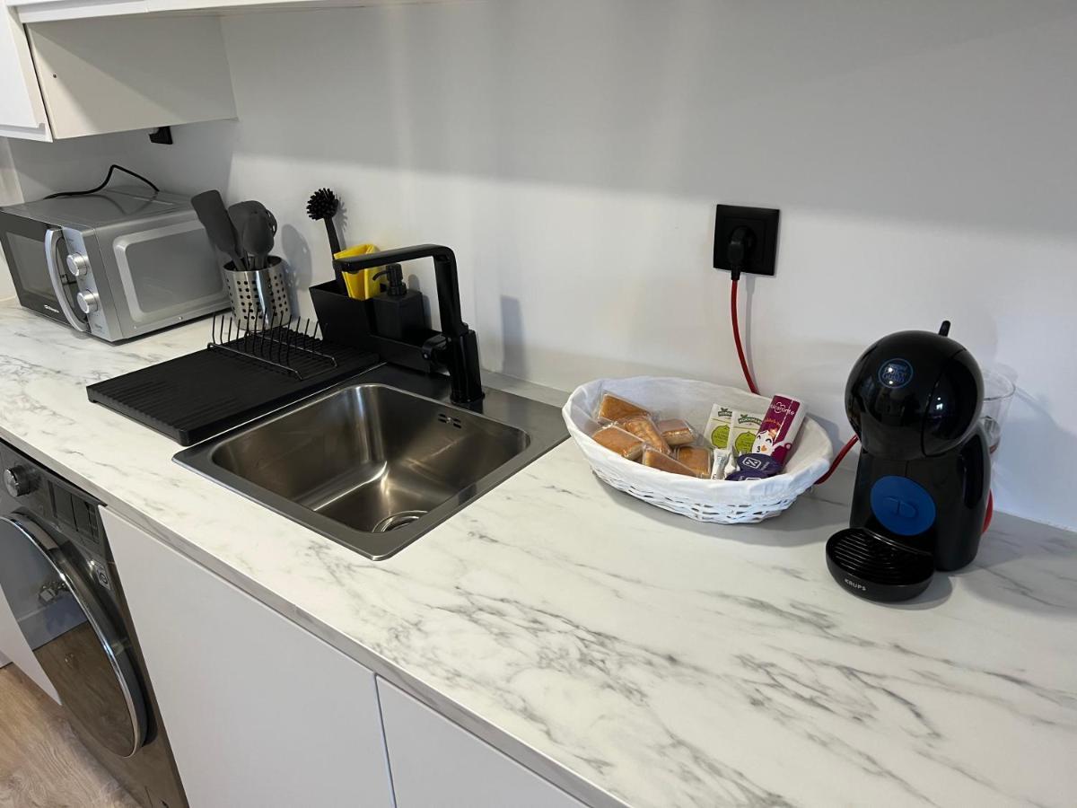 Apartamentos Garnacha 1 Totalmente Reformado Zaragoza Luaran gambar